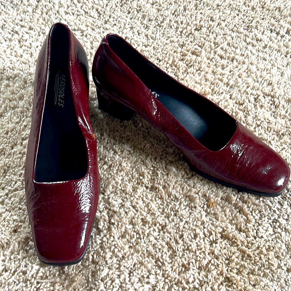 Aerosoles 8.5 Leather Pumps